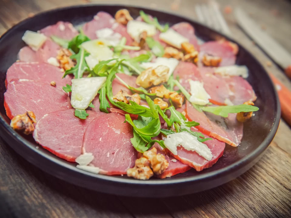 Capraccio z poledwicy wieprzowej wedzonej